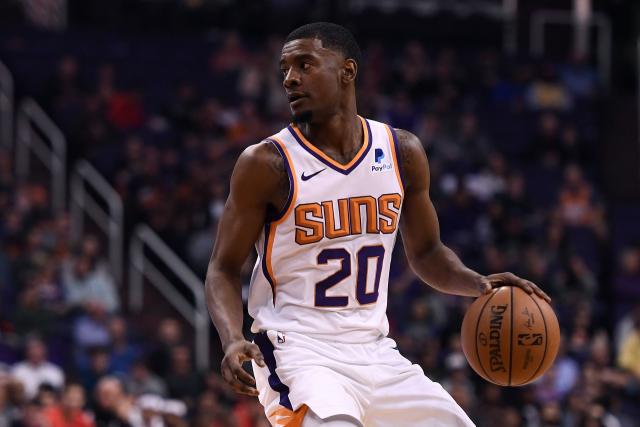 易建联:没有观众比赛很煎熬 重回主场令人期待